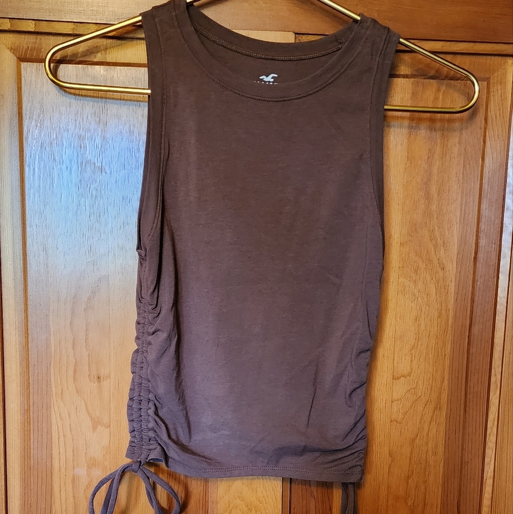 Brown Tank